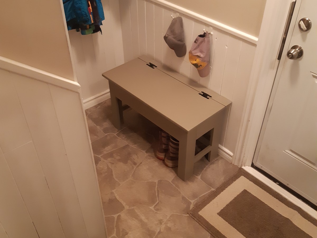 Storage Foyer Bench