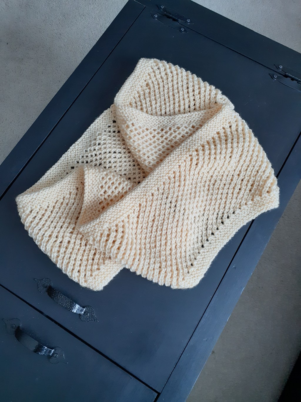 Lovely Knitted Cowl for a Chilly Canadian&nbsp;Winter